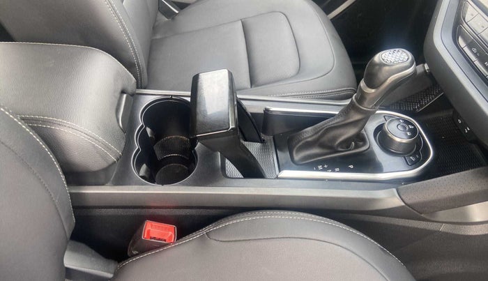 2020 Tata Harrier XZA 2.0L DARK EDITION, Diesel, Automatic, 29,027 km, Gear Lever