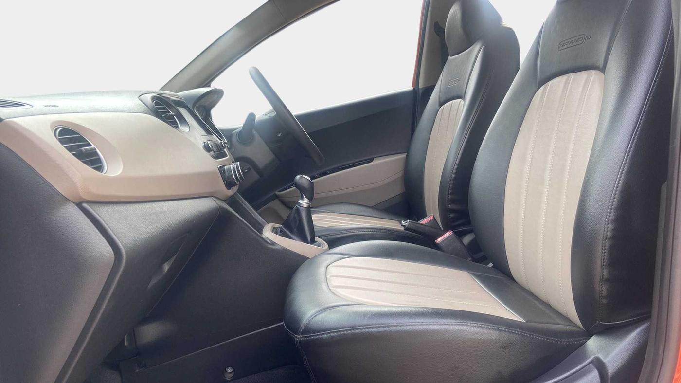 2018 Hyundai Grand i10 SPORTZ 1.2 KAPPA VTVT, Petrol, Manual, 18,417 km, Right Side Front Door Cabin