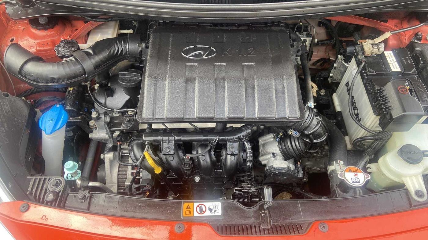 2018 Hyundai Grand i10 SPORTZ 1.2 KAPPA VTVT, Petrol, Manual, 18,417 km, Open Bonet