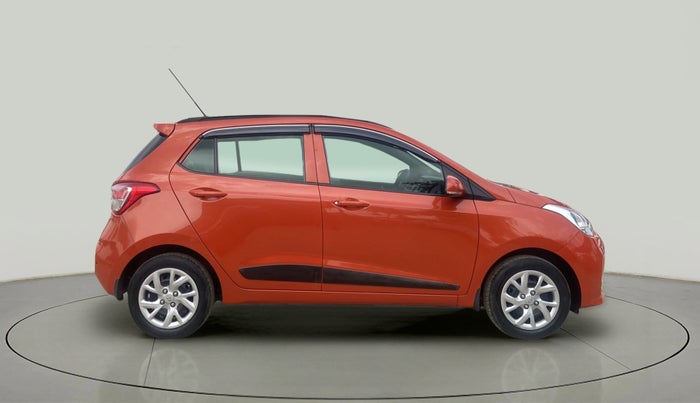 2018 Hyundai Grand i10 SPORTZ 1.2 KAPPA VTVT, Petrol, Manual, 18,417 km, Right Side View