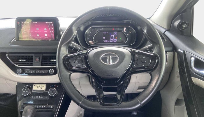 2020 Tata NEXON XZA PLUS (O) DIESEL DUAL TONE, Diesel, Automatic, 37,694 km, Steering Wheel Close Up