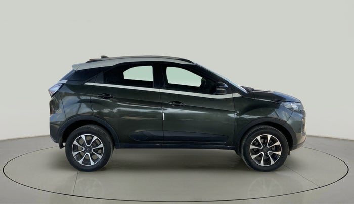 2020 Tata NEXON XZA PLUS (O) DIESEL DUAL TONE, Diesel, Automatic, 37,694 km, Right Side View