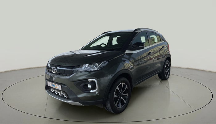 2020 Tata NEXON XZA PLUS (O) DIESEL DUAL TONE, Diesel, Automatic, 37,694 km, Left Front Diagonal