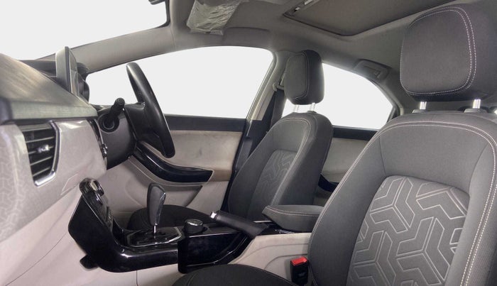 2020 Tata NEXON XZA PLUS (O) DIESEL DUAL TONE, Diesel, Automatic, 37,694 km, Right Side Front Door Cabin