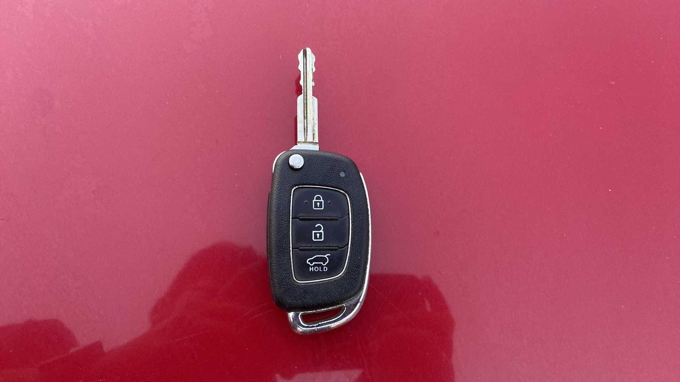 2015 Hyundai Elite i20 SPORTZ 1.2, Petrol, Manual, 52,095 km, Key Close Up