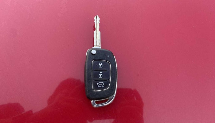2015 Hyundai Elite i20 SPORTZ 1.2, Petrol, Manual, 52,095 km, Key Close Up