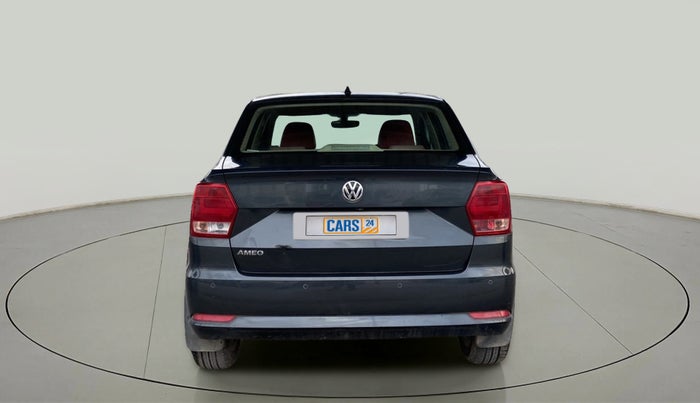 2017 Volkswagen Ameo HIGHLINE1.2L, Petrol, Manual, 27,385 km, Back/Rear