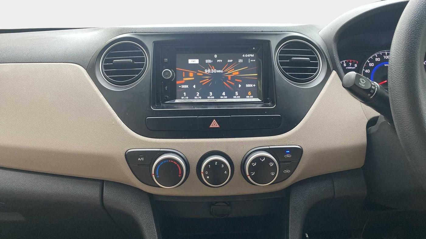 2017 Hyundai Grand i10 MAGNA 1.2 KAPPA VTVT, Petrol, Manual, 30,346 km, Air Conditioner