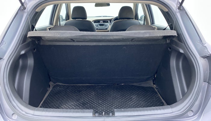 2018 Hyundai Elite i20 Magna Executive 1.2, Petrol, Manual, 37,950 km, Boot Inside