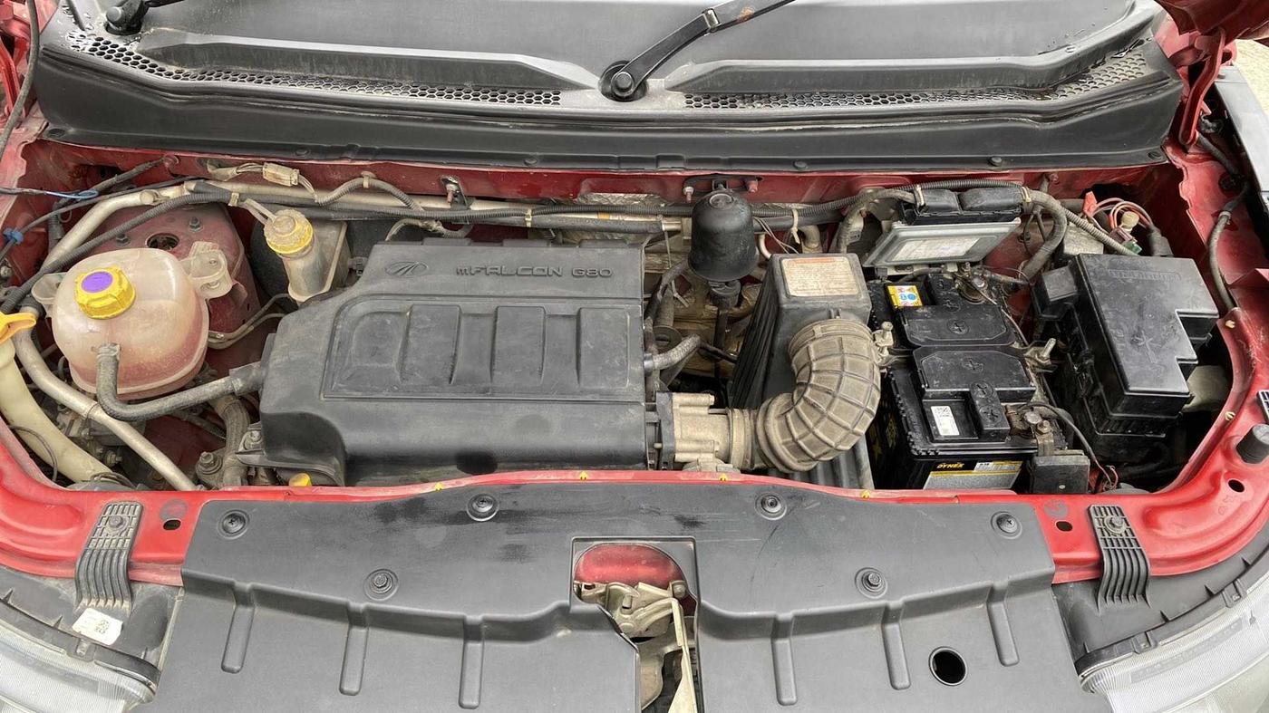 2017 Mahindra Kuv100 K4 6 STR, Petrol, Manual, 62,711 km, Open Bonet