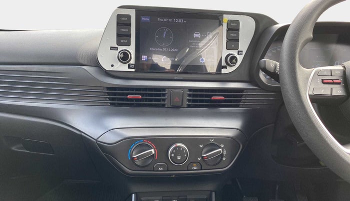 2022 Hyundai NEW I20 SPORTZ 1.2 MT DUAL TONE, Petrol, Manual, 19,649 km, Air Conditioner