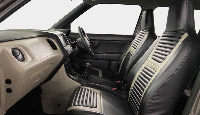 2022 Maruti New Wagon-R LXI 1.0, Petrol, Manual, 5,356 km, Right Side Front Door Cabin