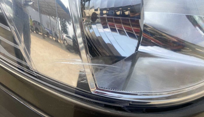 2013 Maruti Wagon R 1.0 VXI, Petrol, Manual, 90,112 km, Right headlight - Minor scratches