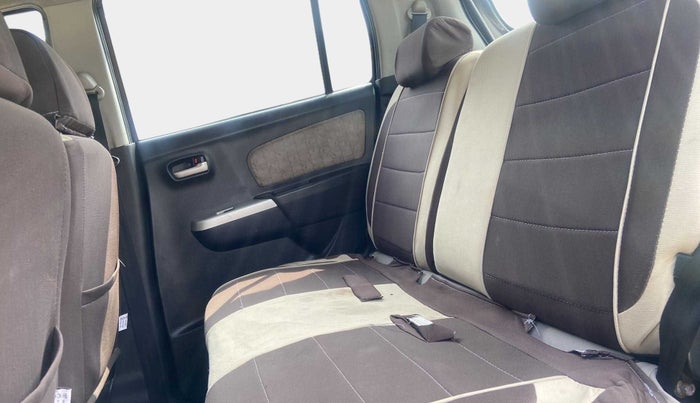 2013 Maruti Wagon R 1.0 VXI, Petrol, Manual, 90,112 km, Right Side Rear Door Cabin