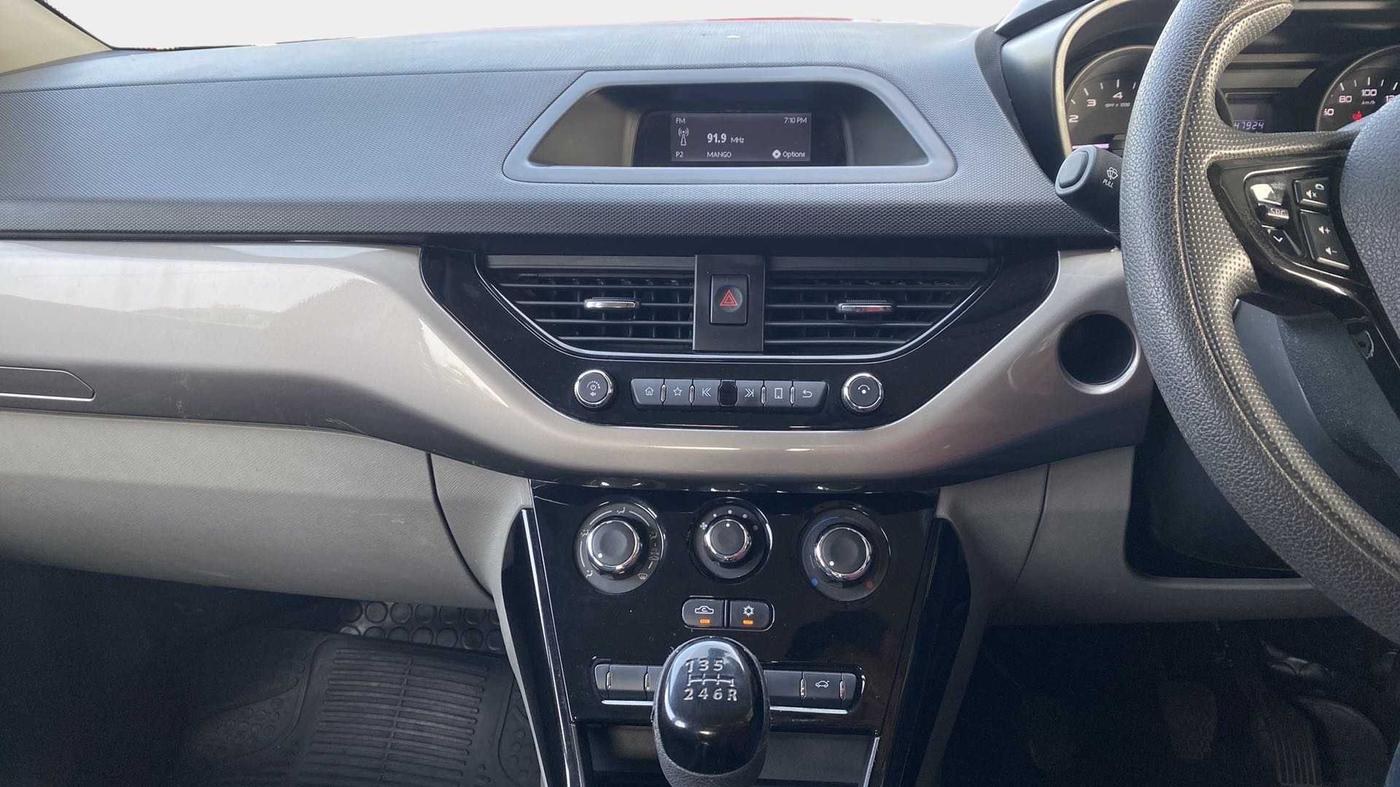 2019 Tata NEXON XM PETROL, Petrol, Manual, 48,251 km, Air Conditioner