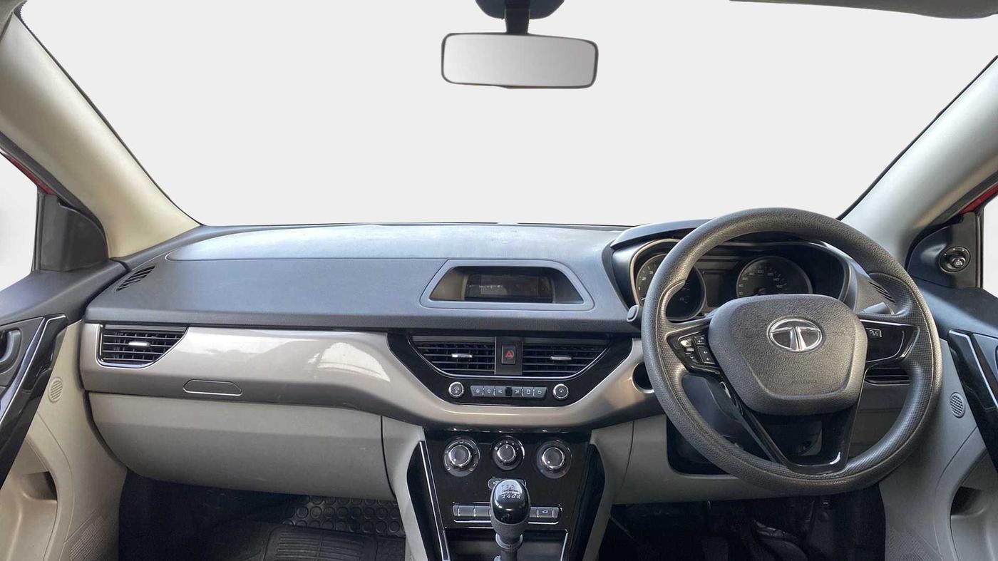 2019 Tata NEXON XM PETROL, Petrol, Manual, 48,251 km, Dashboard