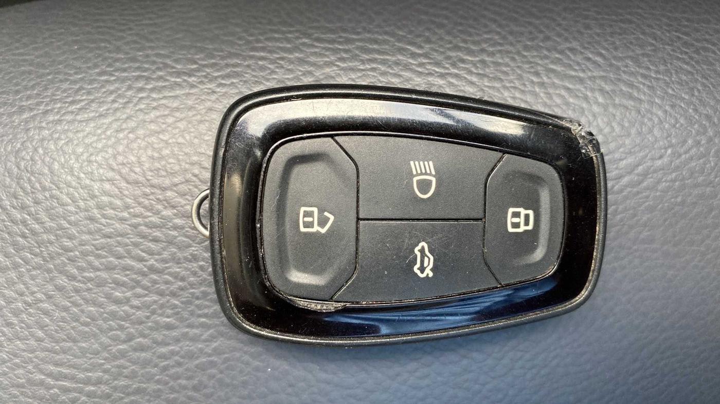 2020 Tata TIGOR XZA PLUS PETROL, Petrol, Automatic, 29,121 km, Key Close Up