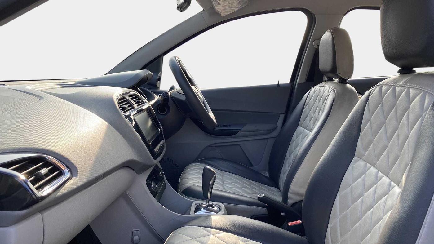 2020 Tata TIGOR XZA PLUS PETROL, Petrol, Automatic, 29,121 km, Right Side Front Door Cabin