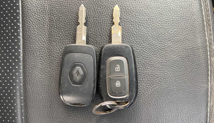 2016 Renault Kwid RXT 0.8, Petrol, Manual, 19,705 km, Key Close Up