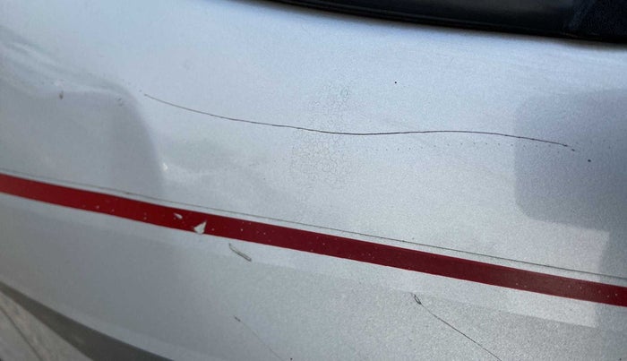2016 Renault Kwid RXT 0.8, Petrol, Manual, 19,705 km, Rear left door - Slightly dented