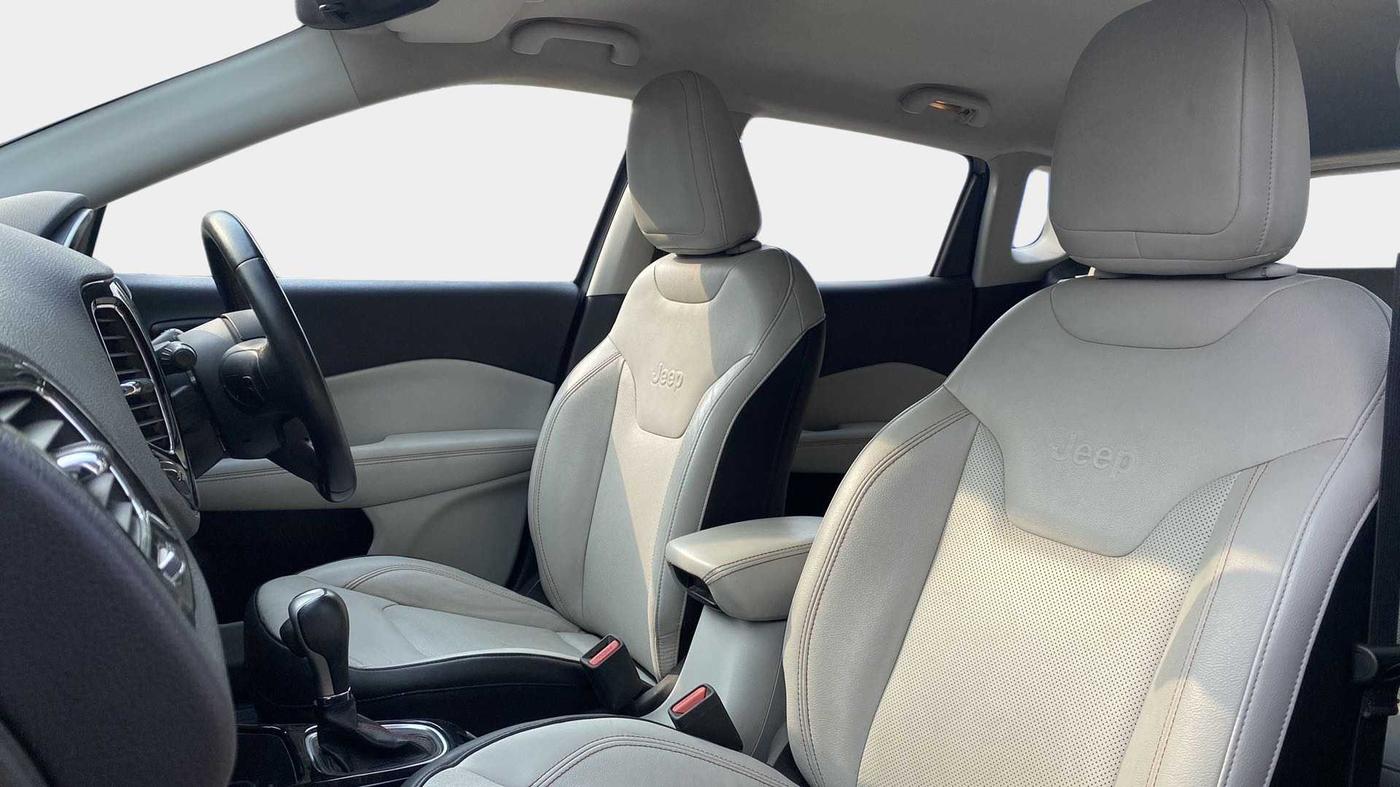 2018 Jeep Compass LIMITED 1.4 PETROL AT, Petrol, Automatic, 65,844 km, Right Side Front Door Cabin