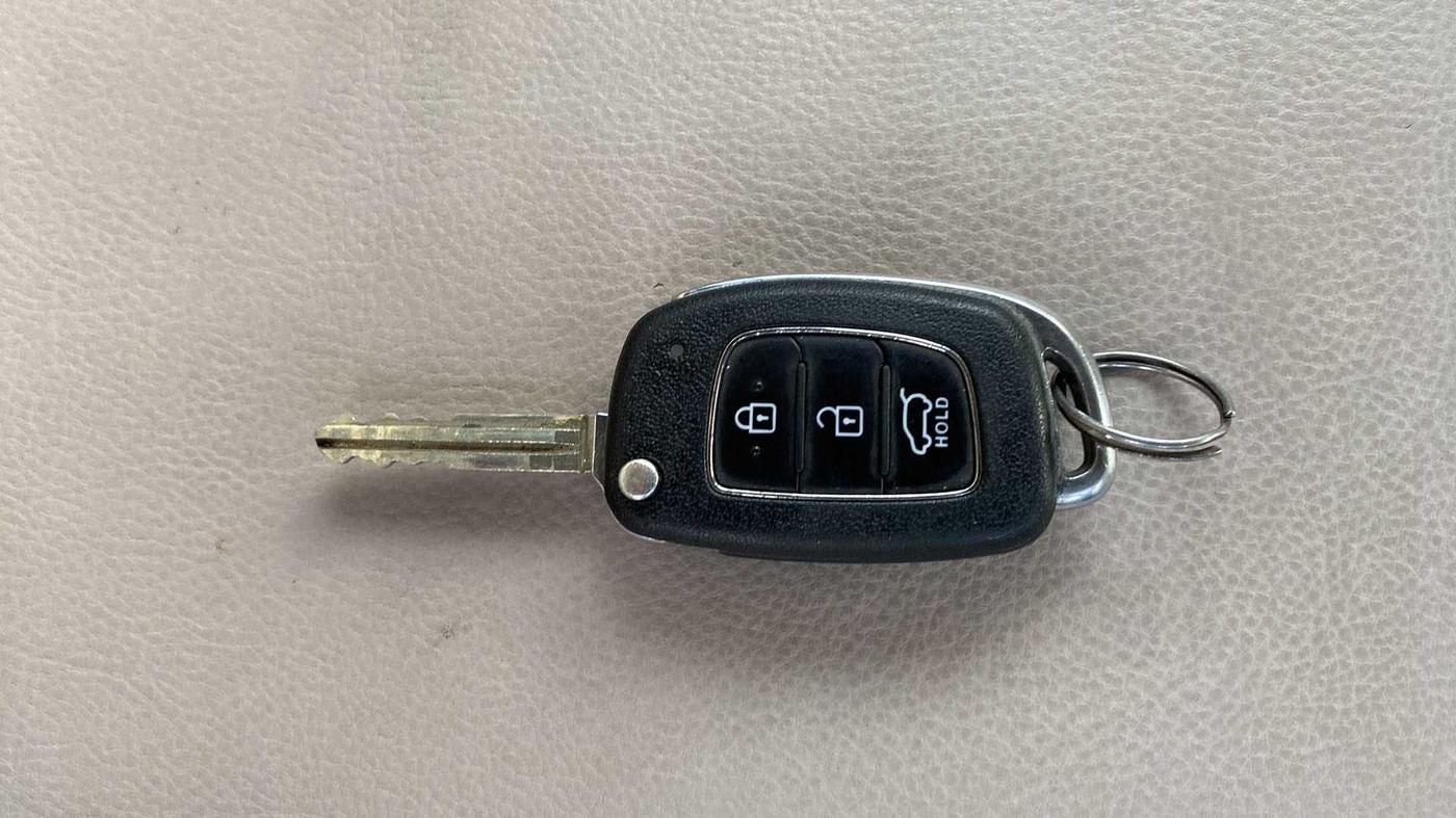 2017 Hyundai Elite i20 SPORTZ 1.2, Petrol, Manual, 21,054 km, Key Close Up