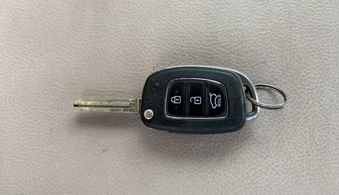 2017 Hyundai Elite i20 SPORTZ 1.2, Petrol, Manual, 21,054 km, Key Close Up