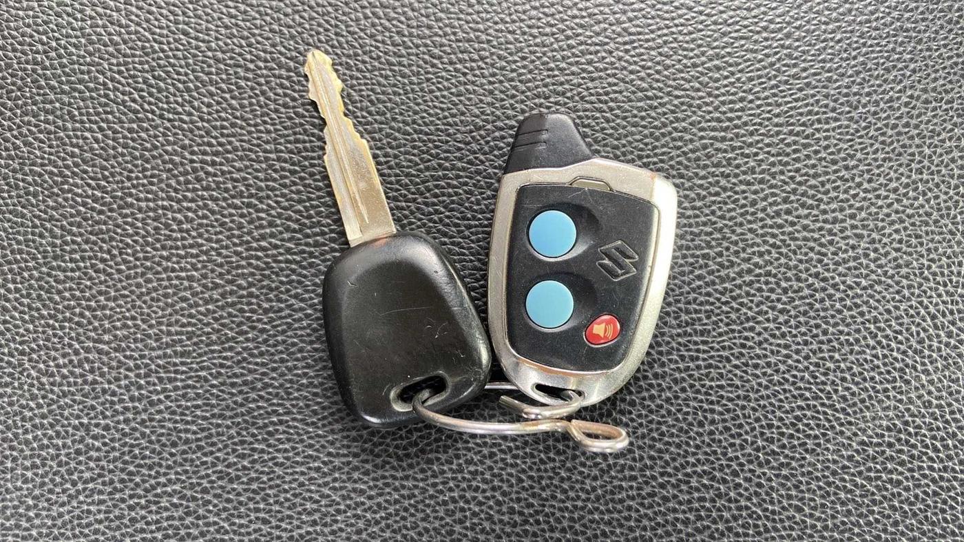 2018 Maruti Alto 800 LXI, Petrol, Manual, 69,935 km, Key Close Up