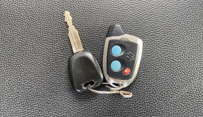 2018 Maruti Alto 800 LXI, Petrol, Manual, 70,062 km, Key Close Up