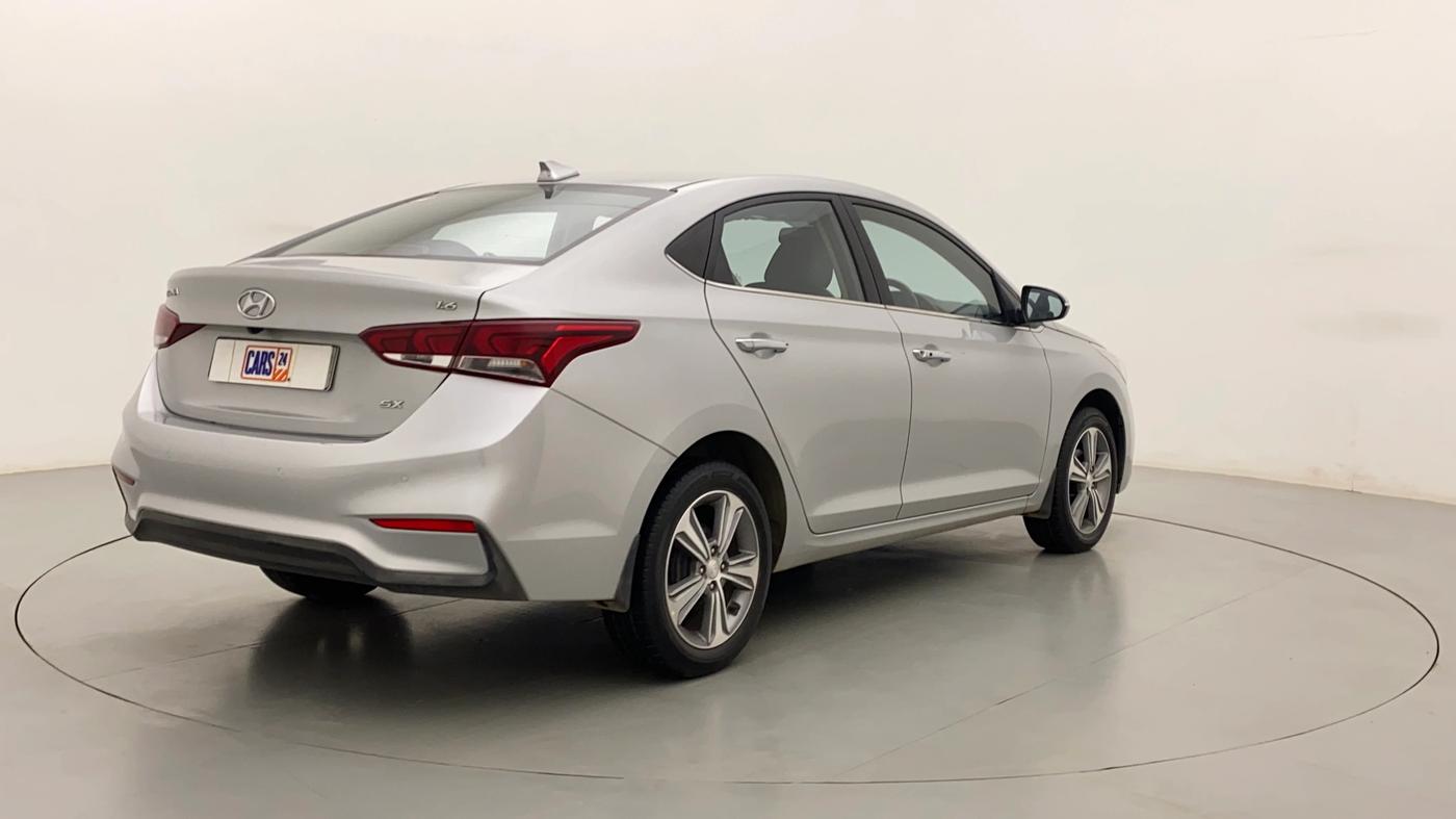 2018 Hyundai Verna 1.6 VTVT SX O, Petrol, Manual, 26,522 km, Right Back Diagonal
