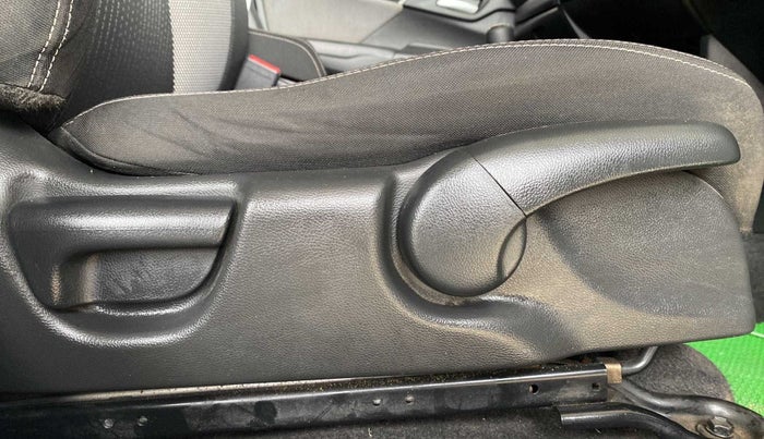 2019 Honda WR-V 1.2L I-VTEC VX MT, Petrol, Manual, 38,125 km, Driver Side Adjustment Panel