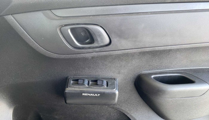 2017 Renault Kwid RXL 1.0 AMT, Petrol, Automatic, 29,341 km, Driver Side Door Panels Control