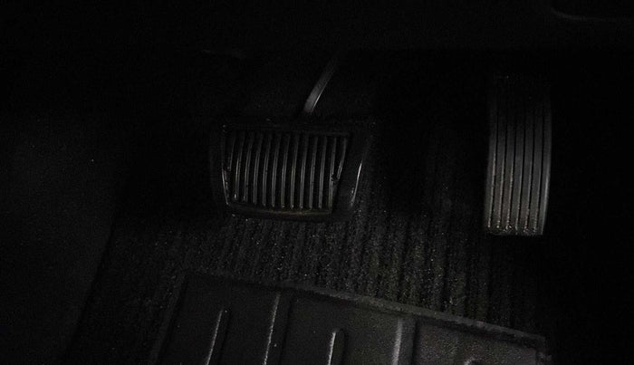 2019 Hyundai Grand i10 SPORTZ AT 1.2 KAPPA VTVT, Petrol, Automatic, 39,536 km, Pedals