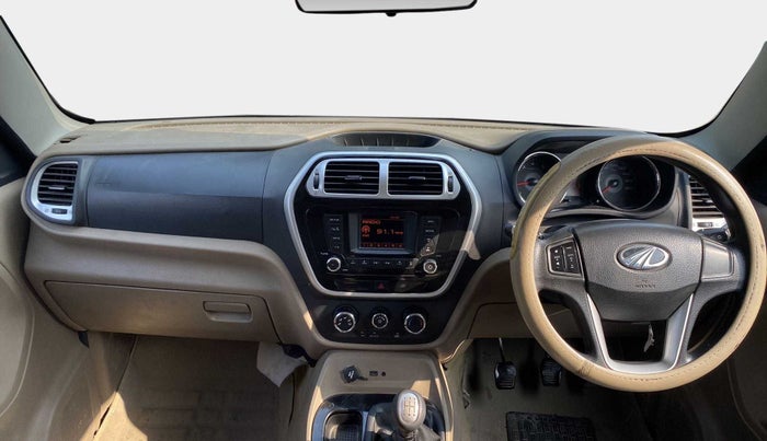 2015 Mahindra TUV300 T8, Diesel, Manual, 58,663 km, Dashboard
