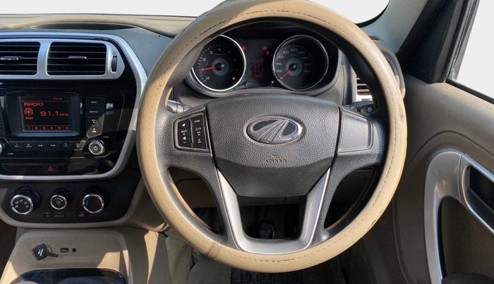 2015 Mahindra TUV300 T8, Diesel, Manual, 58,663 km, Steering Wheel Close Up