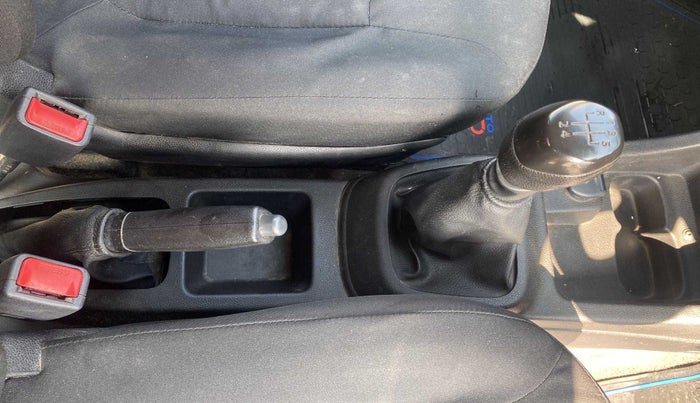2018 Renault Kwid RXT 1.0, Petrol, Manual, 38,674 km, Gear Lever