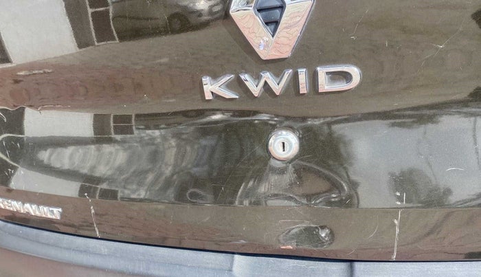 2018 Renault Kwid RXT 1.0, Petrol, Manual, 38,674 km, Dicky (Boot door) - Slightly dented