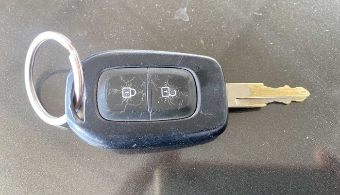 2018 Renault Kwid RXT 1.0, Petrol, Manual, 38,674 km, Key Close Up