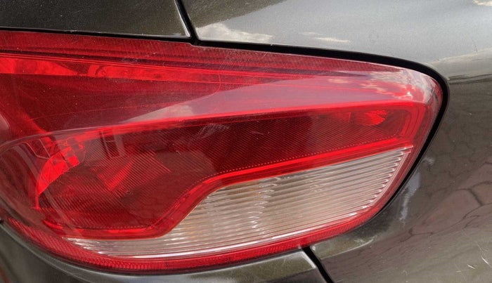 2018 Renault Kwid RXT 1.0, Petrol, Manual, 38,674 km, Left tail light - Reverse gear light not functional