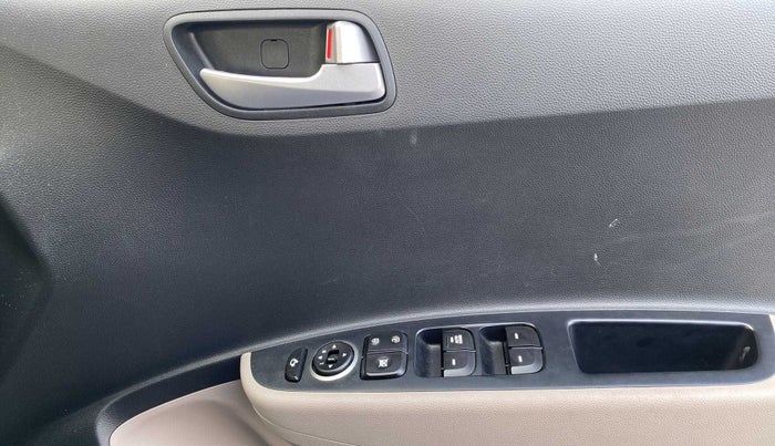 2019 Hyundai Grand i10 ASTA 1.2 KAPPA VTVT, Petrol, Manual, 25,865 km, Driver Side Door Panels Control
