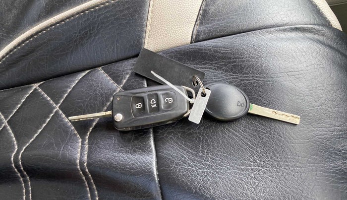 2019 Tata Tiago XZ PETROL, Petrol, Manual, 51,503 km, Key Close Up