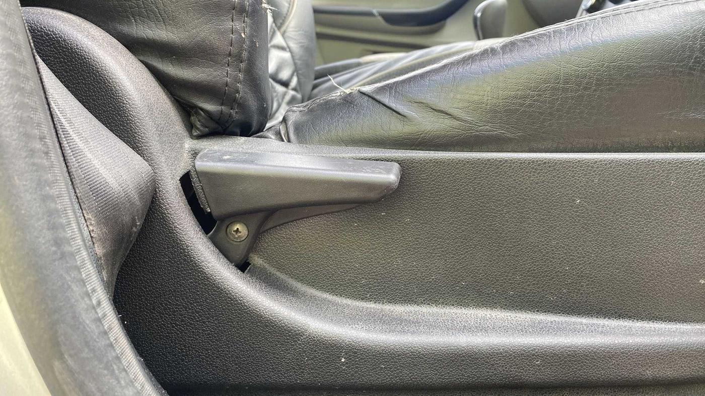 2019 Tata Tiago XZ PETROL, Petrol, Manual, 51,503 km, Driver Side Adjustment Panel