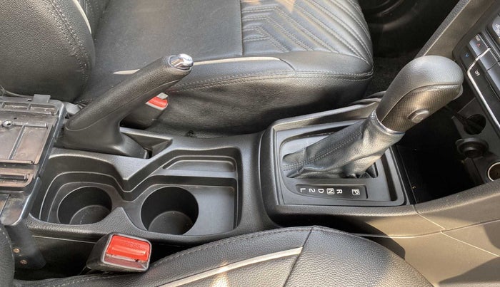2020 Maruti Vitara Brezza VXI AT SHVS, Petrol, Automatic, 42,035 km, Gear Lever