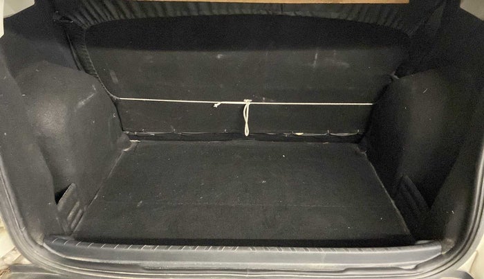 2019 Ford Ecosport TREND + 1.5L PETROL, Petrol, Manual, 36,027 km, Dicky (Boot door) - Tool missing