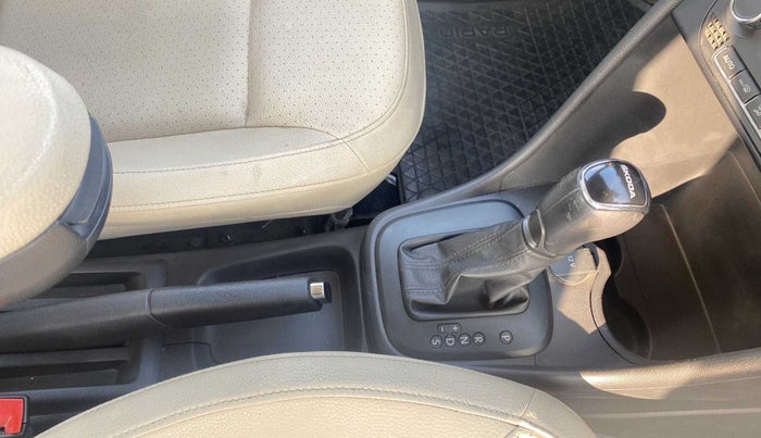 2018 Skoda Rapid STYLE 1.6 MPI AT, Petrol, Automatic, 19,644 km, Gear Lever