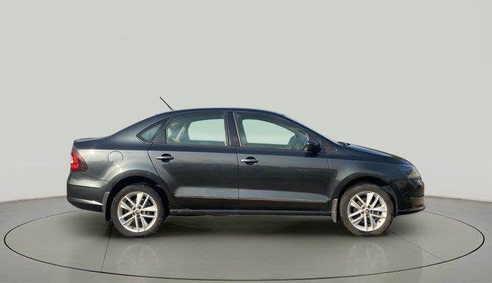 2018 Skoda Rapid STYLE 1.6 MPI AT, Petrol, Automatic, 19,644 km, Right Side View