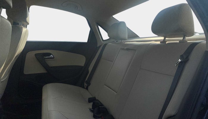 2018 Skoda Rapid STYLE 1.6 MPI AT, Petrol, Automatic, 19,644 km, Right Side Rear Door Cabin