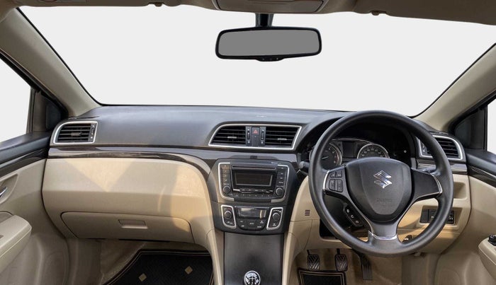 2015 Maruti Ciaz ZXI, Petrol, Manual, 53,004 km, Dashboard