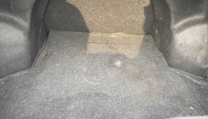 2015 Maruti Ciaz ZXI, Petrol, Manual, 53,004 km, Boot Inside