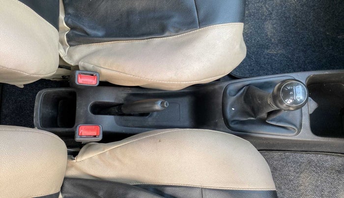 2018 Hyundai Eon ERA +, Petrol, Manual, 53,426 km, Gear Lever